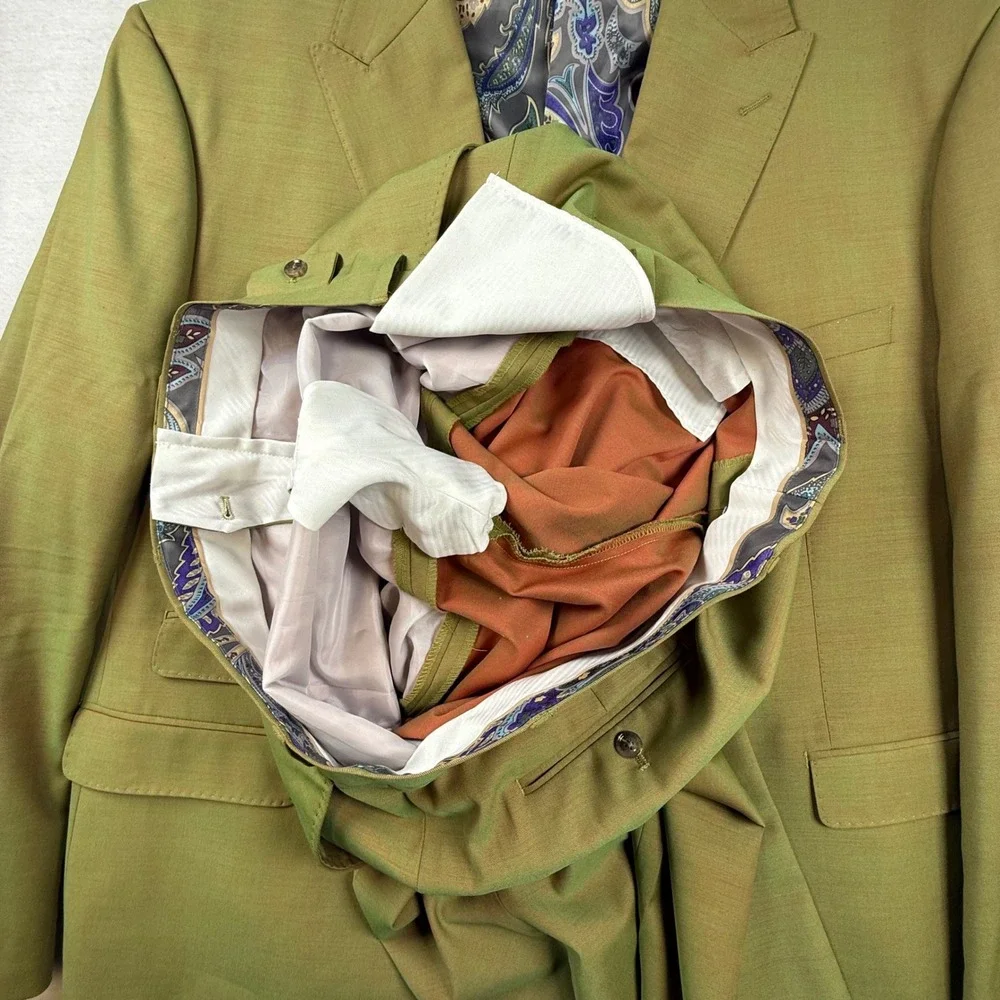 Tayion Montee Holland Mens 2 Piece Suit 56R 44W Green Wool Blend Paisley Lining